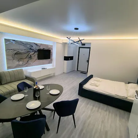 220 White Titanic Appartement Năvodari